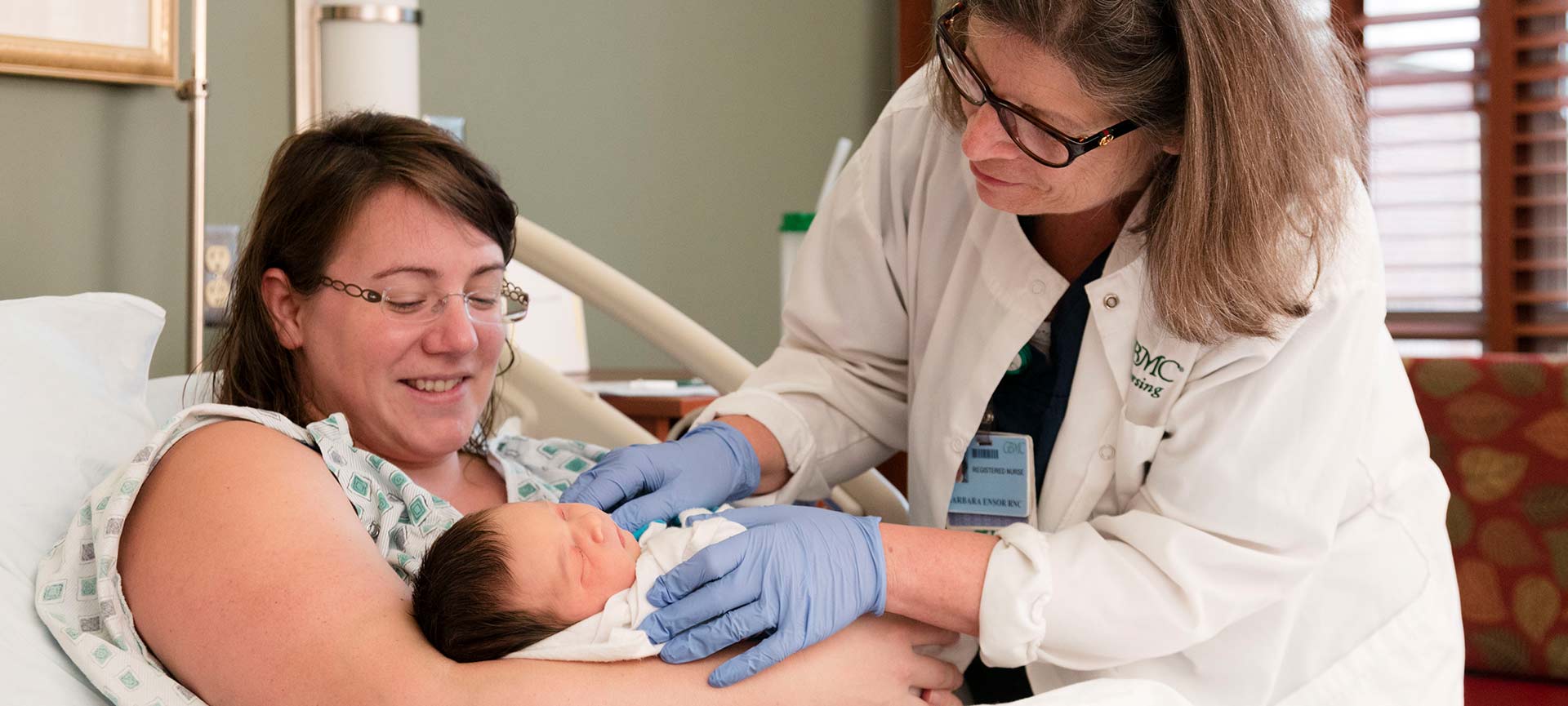 Asuhan Kebidanan Pasca Persalinan dan Menyusui